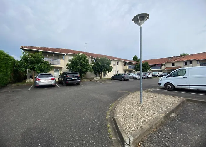 Lägenhet Quartier Mora Draps Et Caution En Supplement *