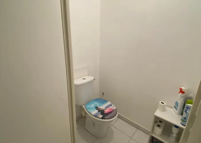 Quartier Mora Draps Et Caution En Supplement דירה